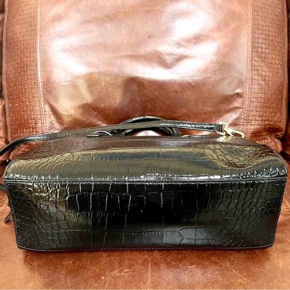 Kate Spade Croc Embossed Genuine Leather Satchel/Crossbody With Detachable Strap - Picture 9 of 11